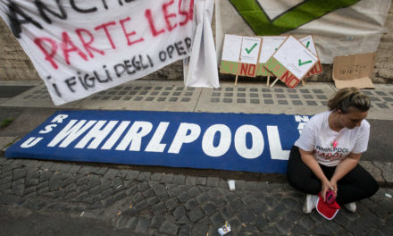 Whirlpool, Spera (Ugl): “16 ore di sciopero  in tutti gli stabilimenti del Gruppo”