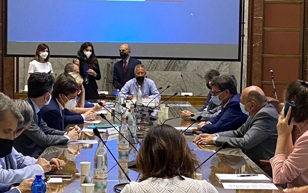 Stel­lan­tis, Spe­ra (Ugl): “Il pia­no in­du­stria­le e Full Elec­tric par­te da Mel­fi (PZ)”