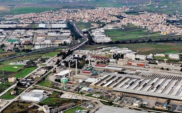 Tra Denso e Pilkington 500 esuberi, i sindacati chiedono un accordo