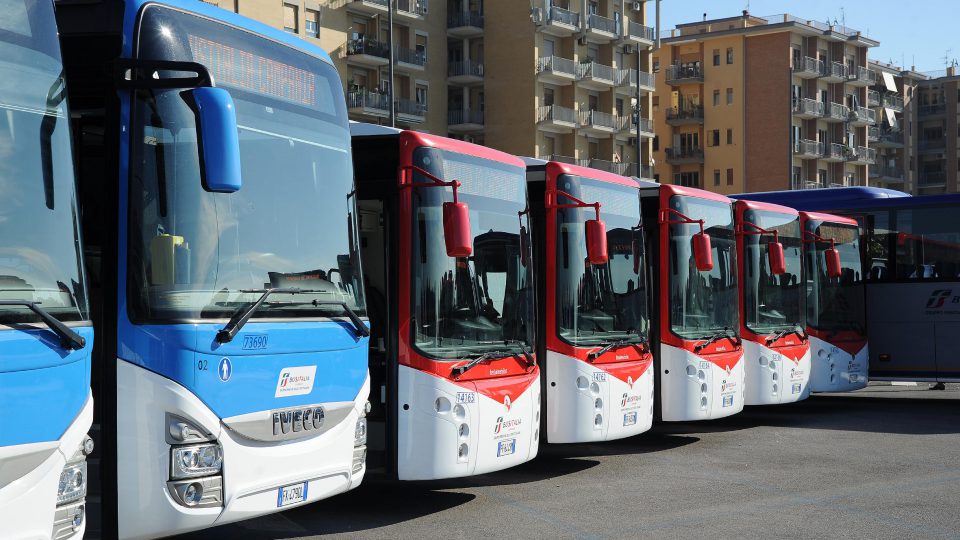 MOBILITAZIONE A DIFESA DELLA INDUSTRIA ITALIANA AUTOBUS: “NON CONSENTIREMO LA SVENDITA”